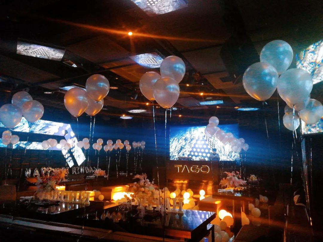 【燃】tago party ktv 带你走进音乐与酒精的狂欢派对!_包厢