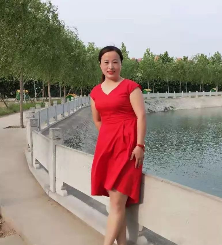 衡水一中高一五部榜样达人秦盼盼于红