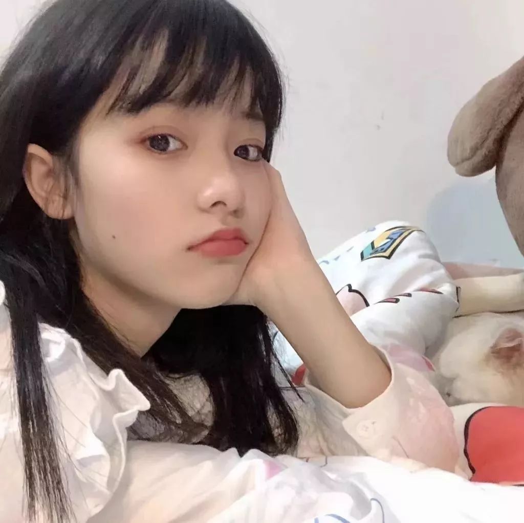 可爱仙气少女感头像异地恋更考验男生还是女生