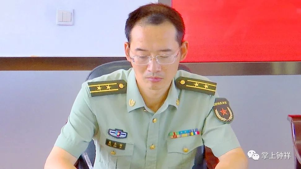 湖北省军区张副司令员图片