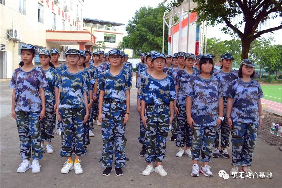 最美的风景最美的你们惠阳区第五中学高一新生国防教育活动圆满结束