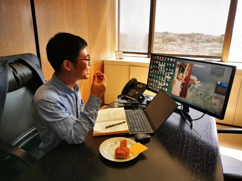 中秋三峡人的团聚方式暖