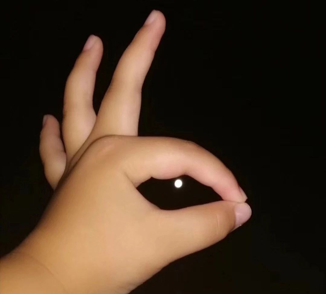 来看看如皋各路大神手中的月亮,美到窒息!