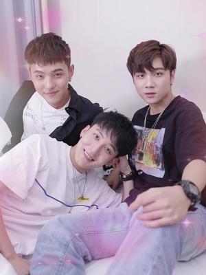 中秋假期叫醒你的第二天恋与白侍从恋与三岁恋与六饼中秋小哥哥