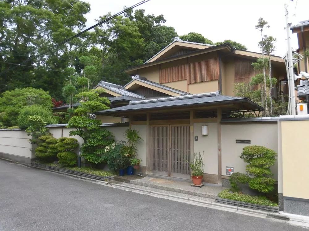 鸭川交汇处下鸭神社附近大型庭院传统日式宅邸售价1309万人民币