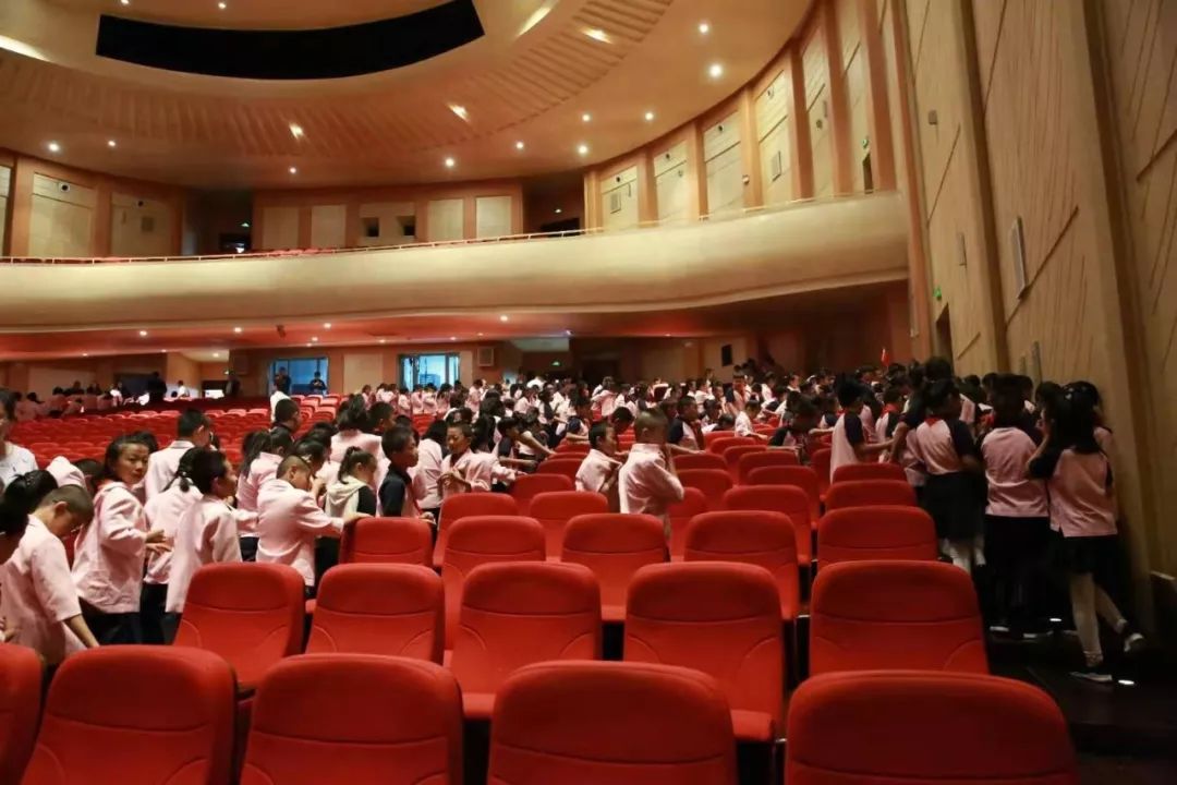 消防演练2019牡丹江大剧院消防疏散实战演习成功举行