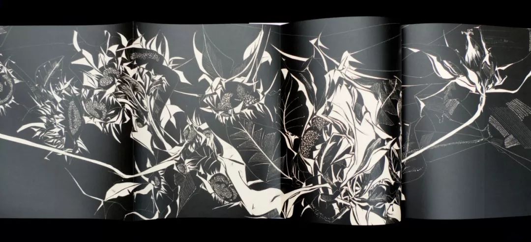 冰川刻墨插图灰娃的雕版诗集《时光像斜飞的雁沉落》灰娃简介原名理召