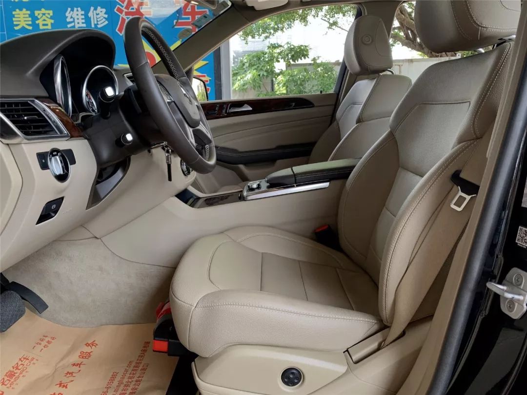 【推荐车型】奔驰ml400:精致外型,细致内饰!奔驰品质完美体验!