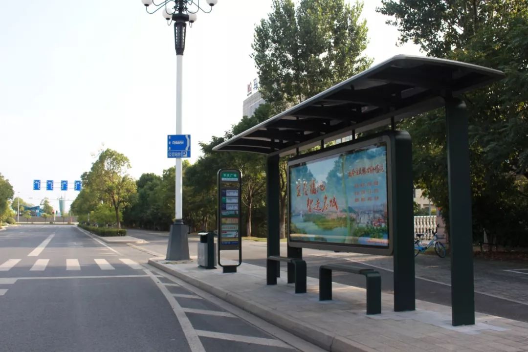 高大上马鞍山市区首批95座新公交站亭靓丽上线