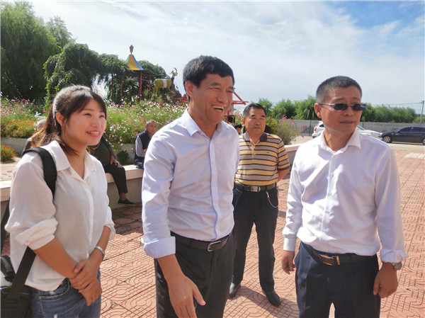公主岭市携手同行公益联盟爱心团队前往怀德镇社会福利中心献爱心