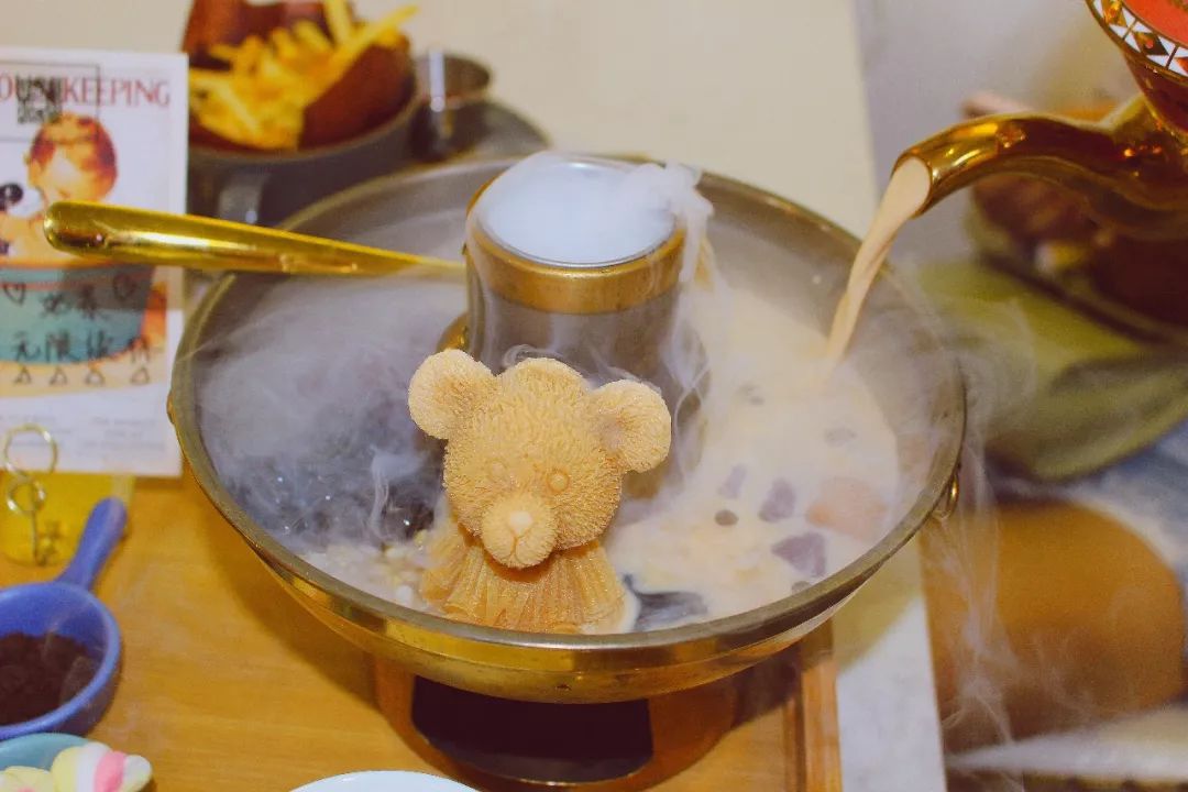 像吃火锅一样喝奶茶200份免费送奶茶控们颤抖吧丨大嘴吃龙岗