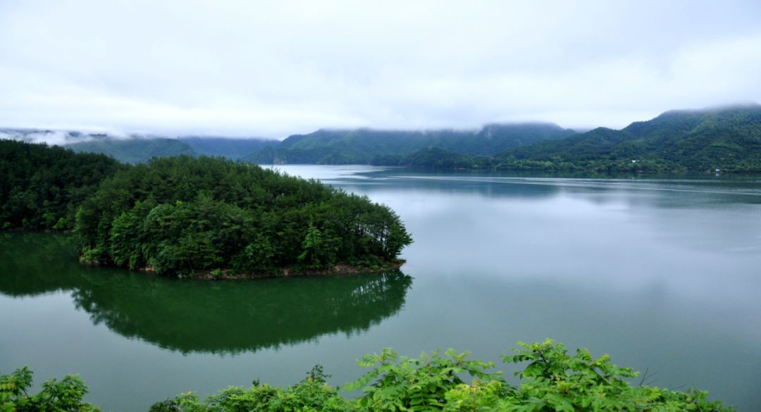 天台最大的水库图片