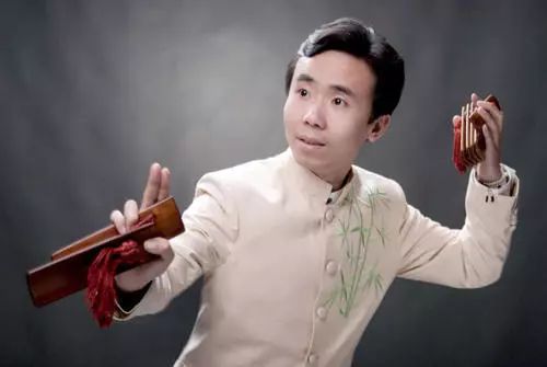 杨广业精彩节目抢先看节目单相声《传统与现代》表演者:大虎 小虎
