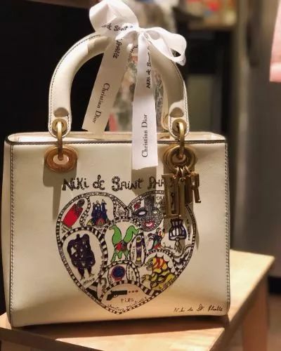 迪奧飾品dior 小蜜蜂耳釘價格:$470▼dior 項鍊價格:$490▼dior ja