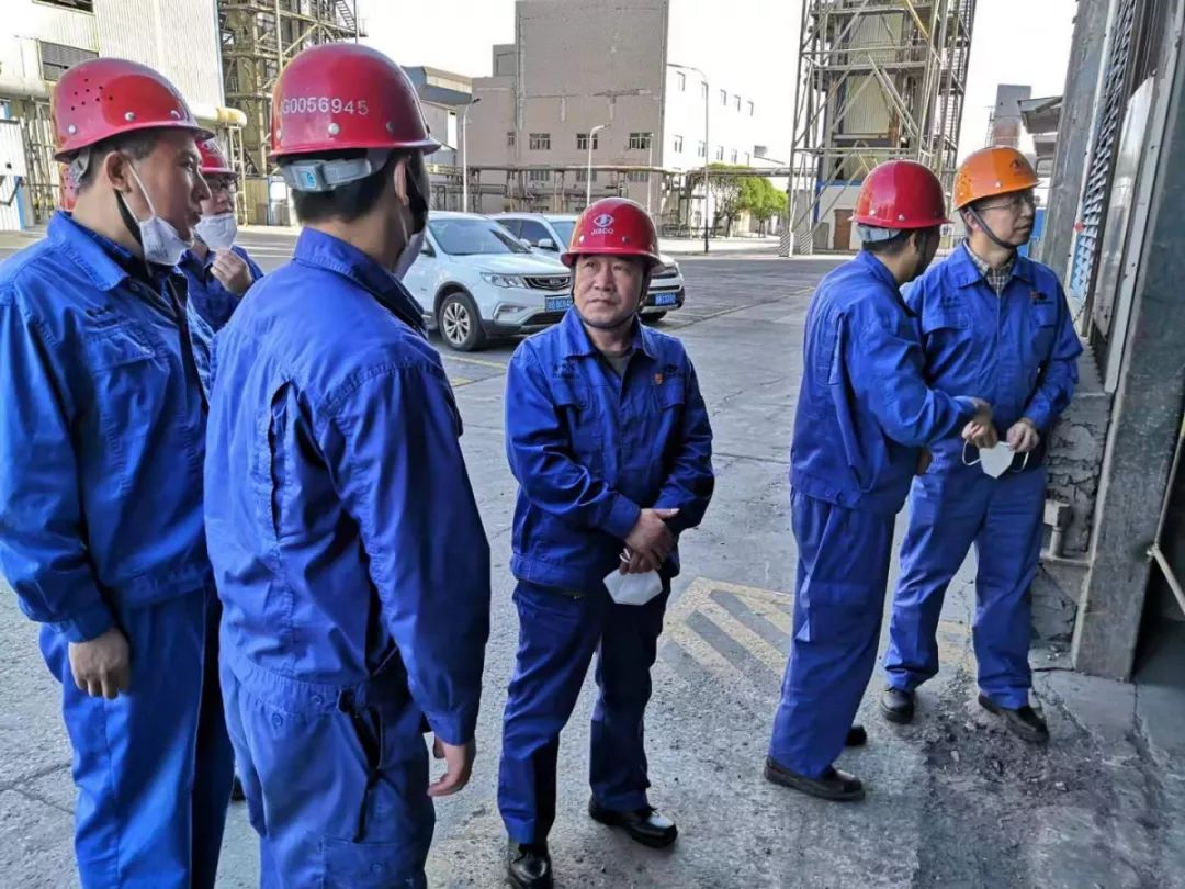 酒钢集团公司党委常委纪委书记常军发对宏电铁合金公