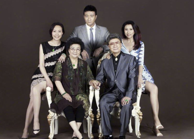 胡军父亲胡宝善中秋节离世享年84岁系著名歌唱家曾登春晚