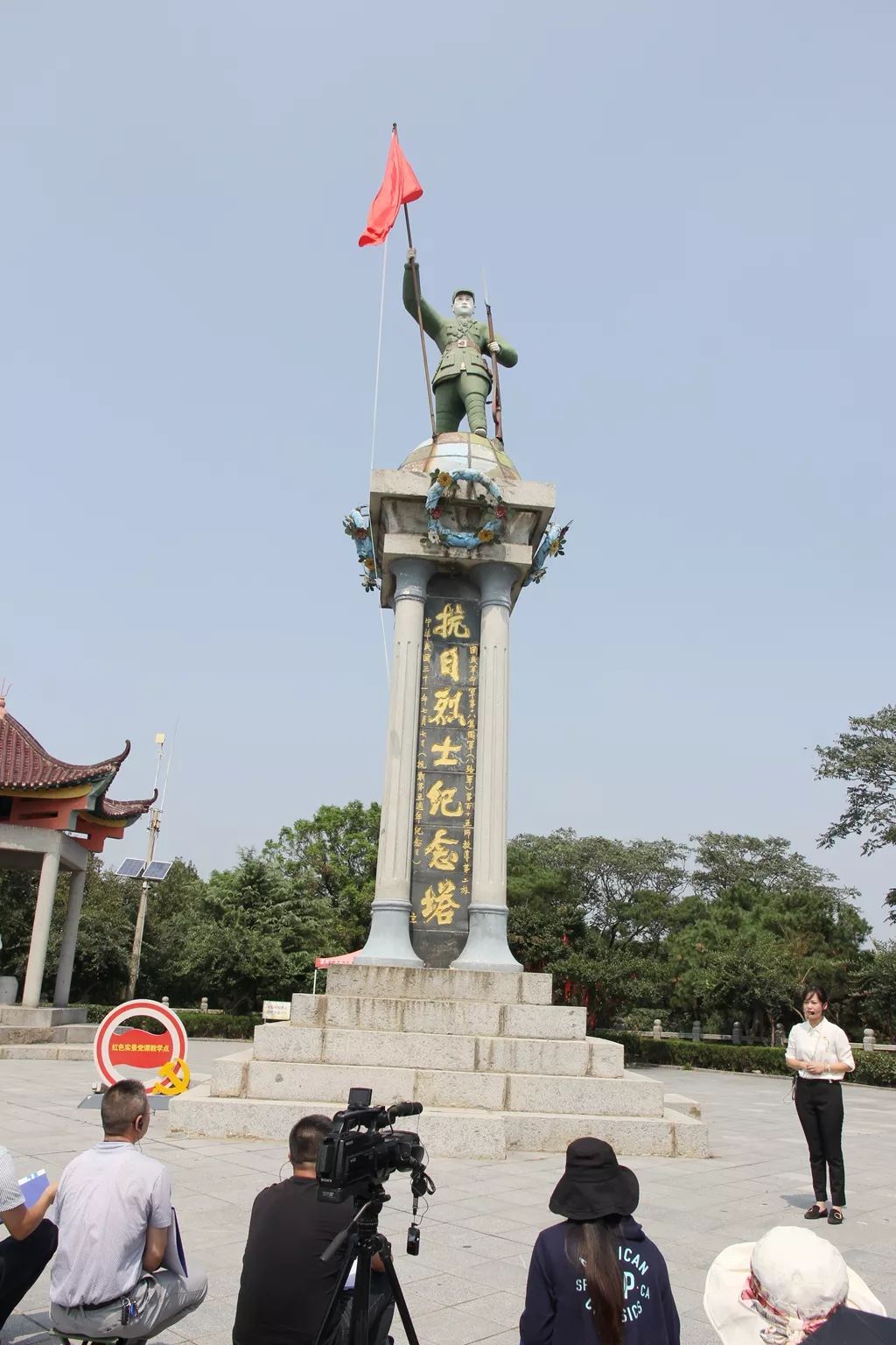 第八坡段:"青口十八勇士"战旗永飘扬第七坡段:抗日山上"活烈士"第六坡