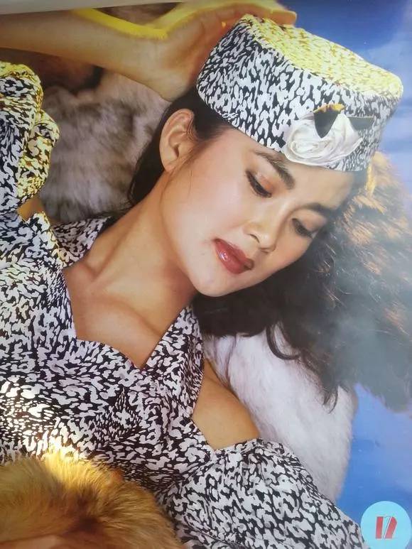 54岁岩女郎谭小燕当红时下海经商屡次失败至今单身未嫁