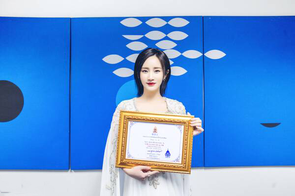 假凤虚凰的叶清歌新剧你是我的答案演郭晓东女友