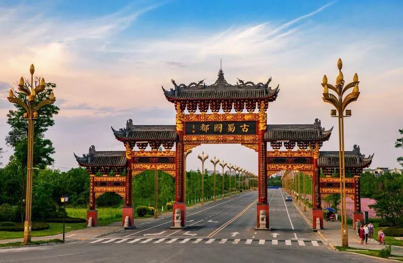 图/红星新闻郫都区因"杜宇化鹃"的传说又称鹃城是望帝杜宇,丛帝鳖灵