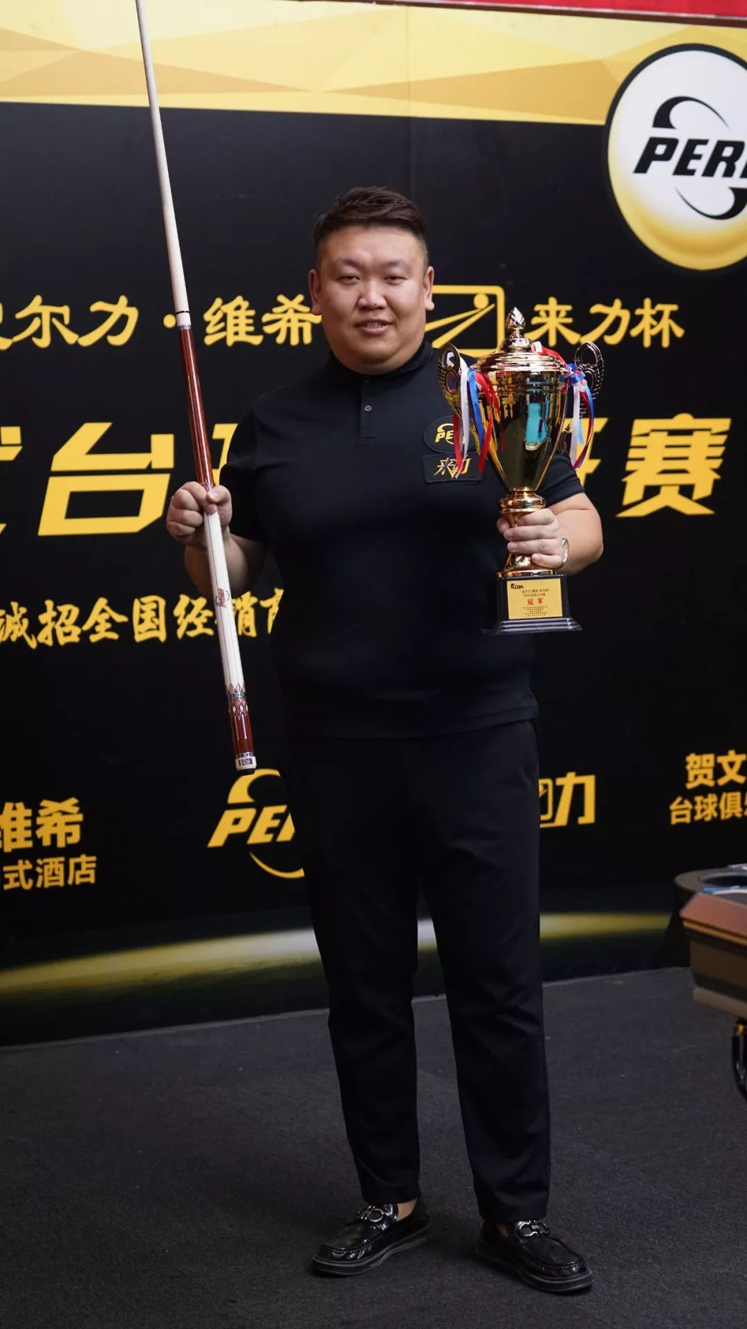 月圆之夜圆梦之时宫海峰展超强毅力大逆转夺冠陈海成创个人大赛成绩