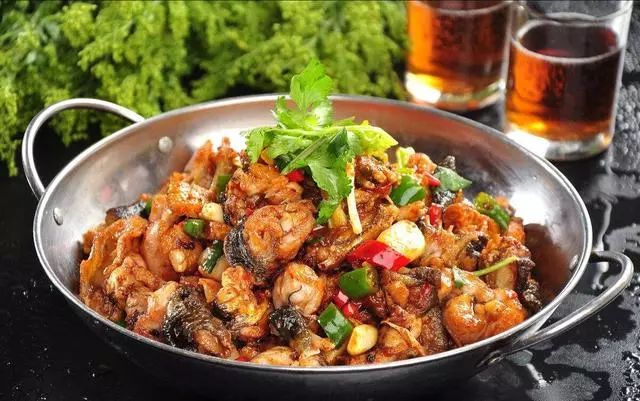 大厨推出14款干锅菜品夏季正热销