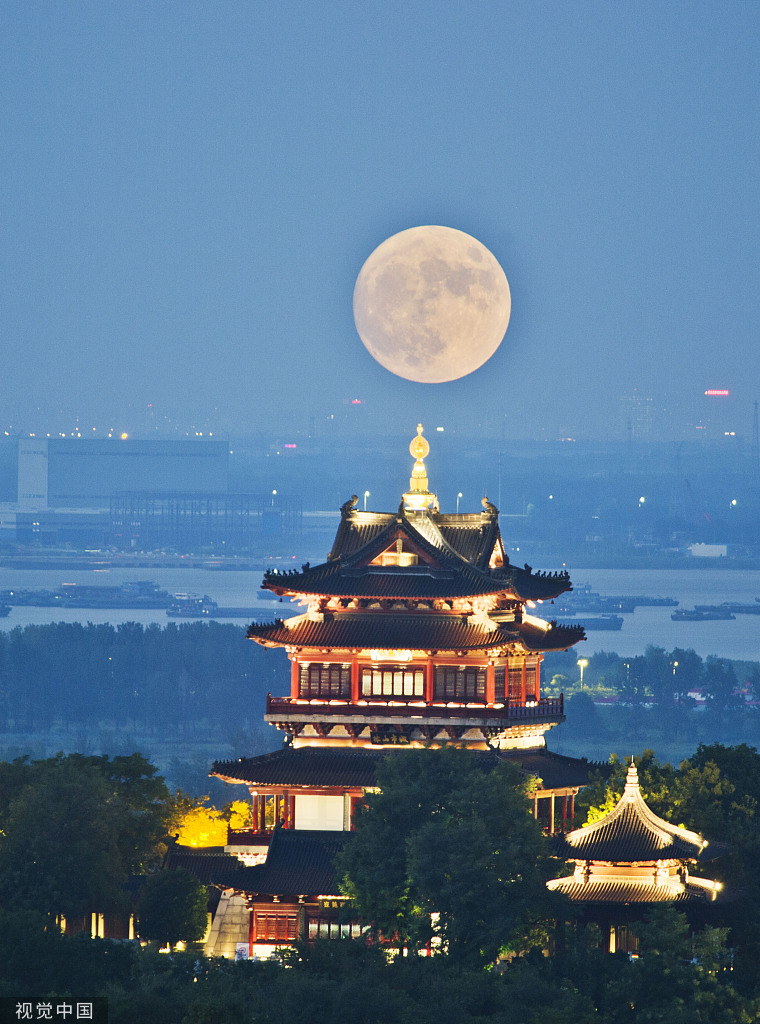 中秋拍月亮大赛冠军!