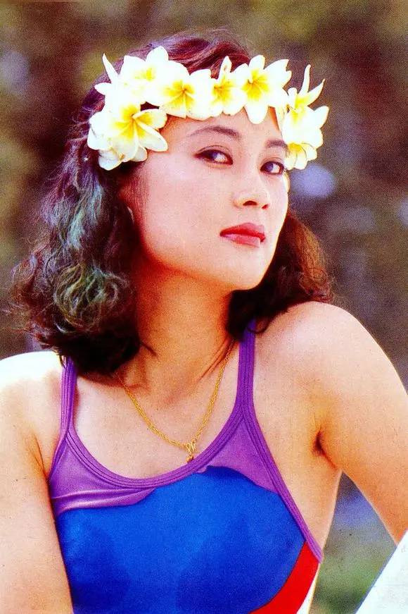 54岁岩女郎谭小燕当红时下海经商屡次失败至今单身未嫁