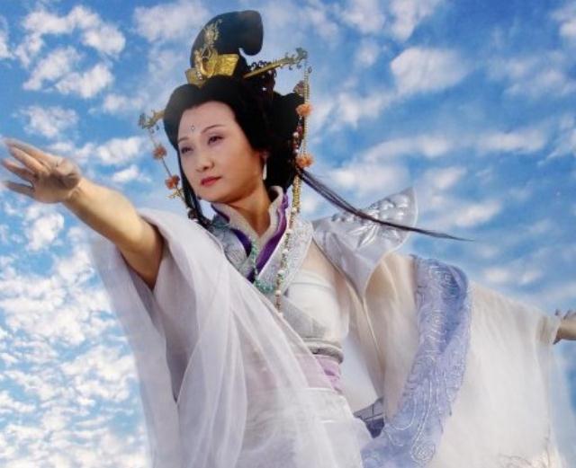 中秋节的诞生功劳不是后裔而是小人蓬蒙嫦娥奔月是想找吴刚吗