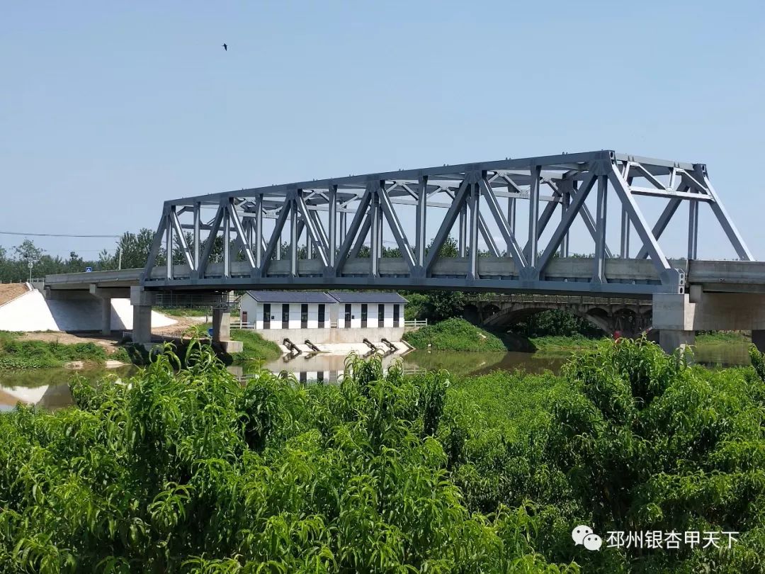 邳州又一座钢架桥建成通车