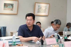 文|武文龙 近日"为画而生·共美其香—宗其香新书发布会"在北京