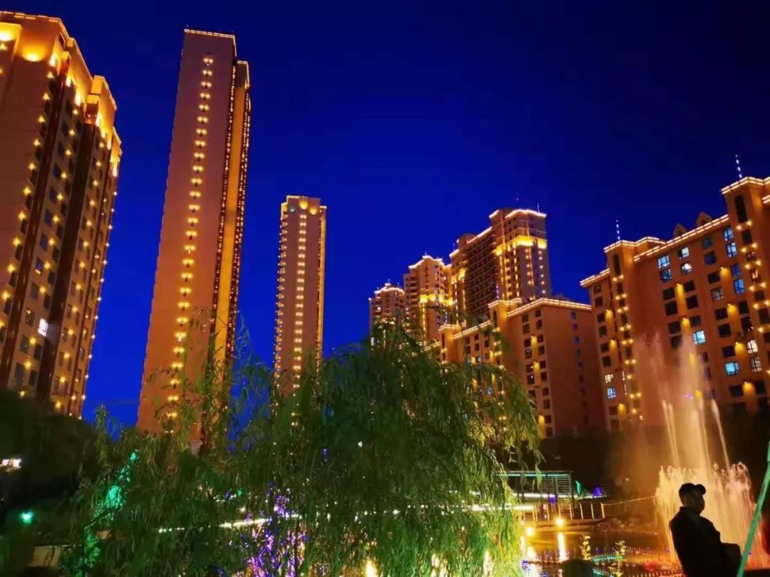 绚丽烟花show礼献讷河观湖国际中秋狂欢夜圆满落幕