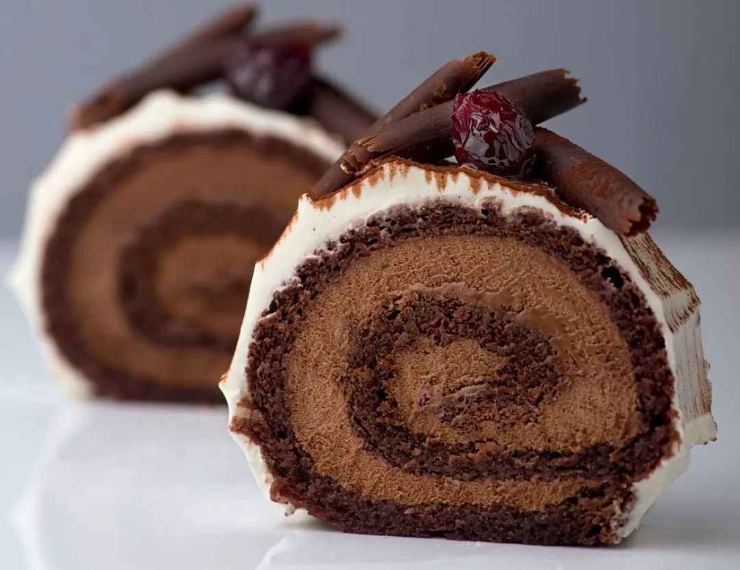 饼房实用配方黑森林蛋糕卷来自基辅美女校长已打包可下载