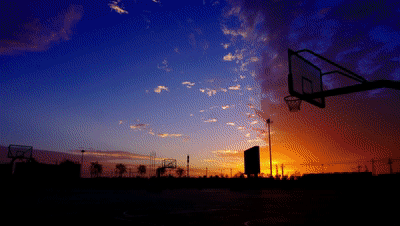 新区校区清晨,天还未完全亮,化一的校园已经开始了忙碌 点击下方视频