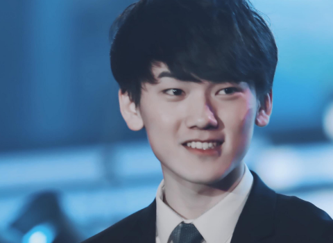 ig队员定妆照流出,阿水手中物品成亮点,网友:太痴情了