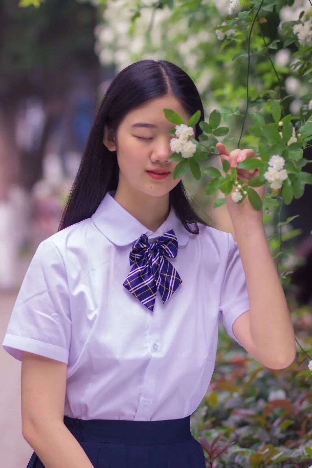 在西航本期校花高林君这个邻家小妹妹清纯可爱又迷人笑起来超好看