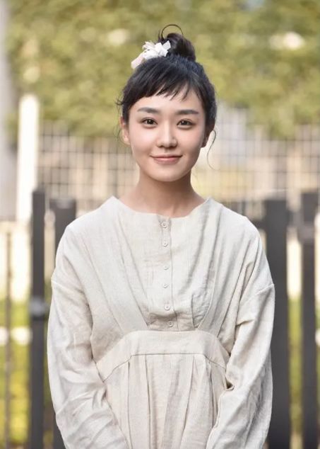 尾野在剧中是一个