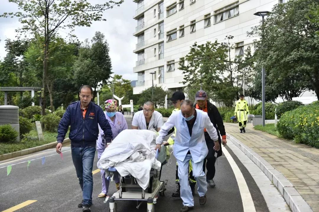 據瞭解,安寧讀書鋪服務區至昆明醫科大學第一附屬醫院呈貢醫院直航