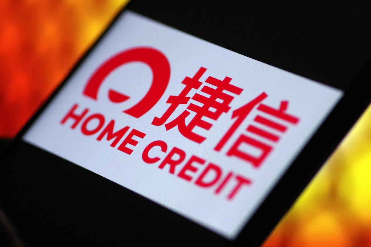 女子办宽带时通过捷信办理了手机分期付款结果银行里钱被骗走6万余元