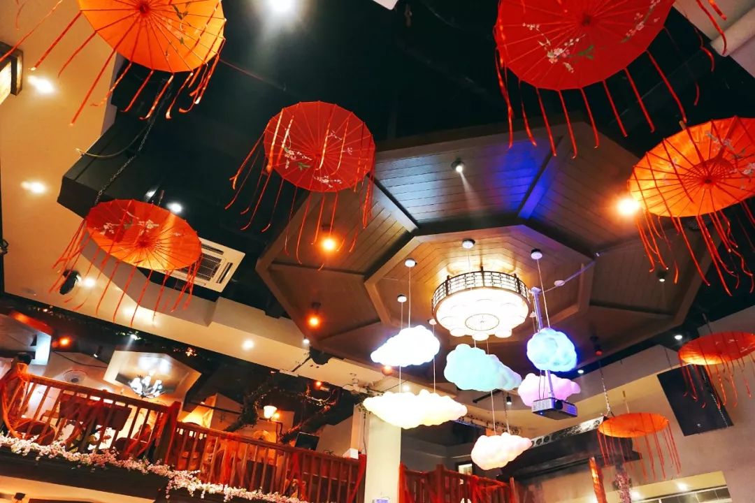 福清惊现"大话西游"主题餐厅,火焰山水帘洞空降万达金街,海鲜