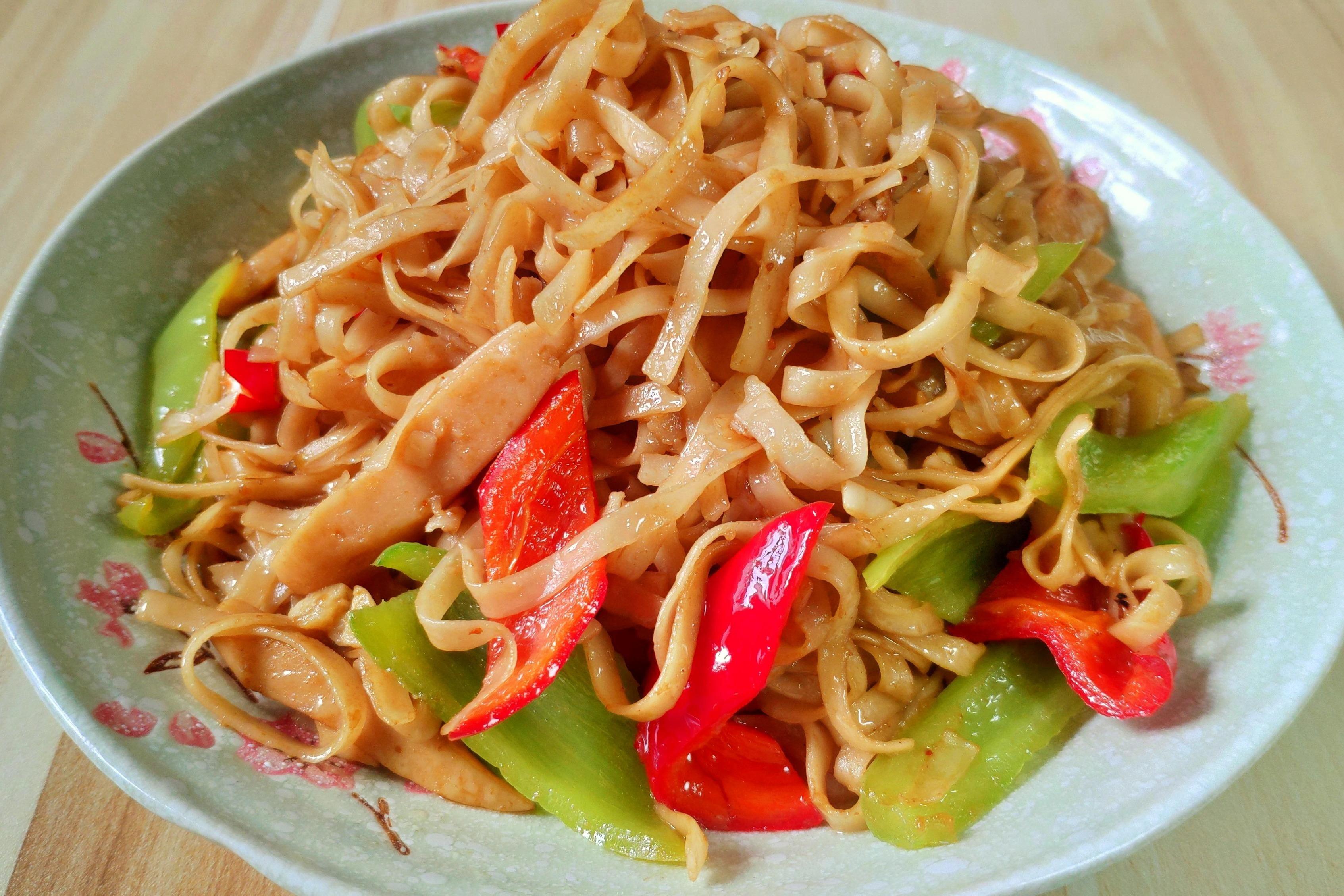 教你用干面条做炒面记住这个技巧面条不粘不坨好吃又解馋