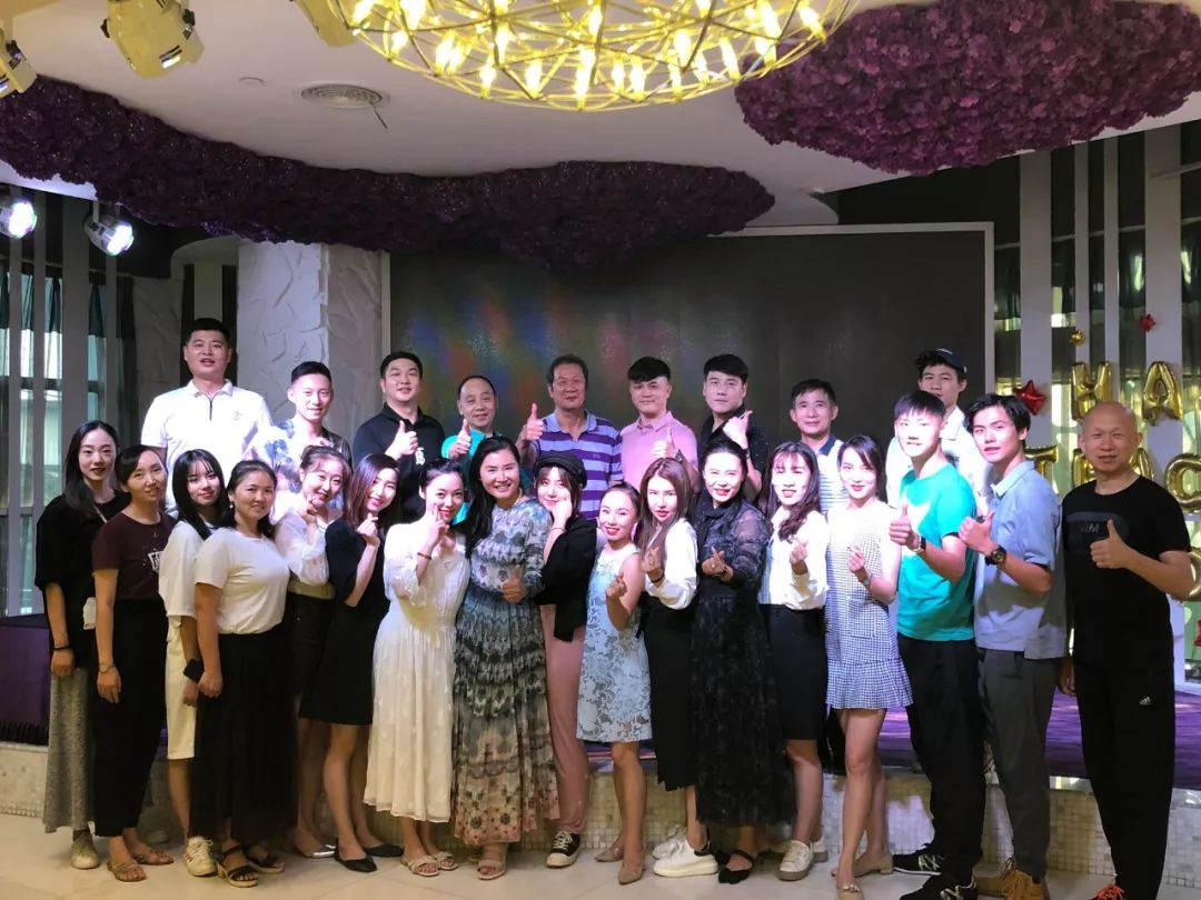 武汉体育舞蹈艺术学校简介01招生对象1, 面向全国各地招生,体育舞蹈班