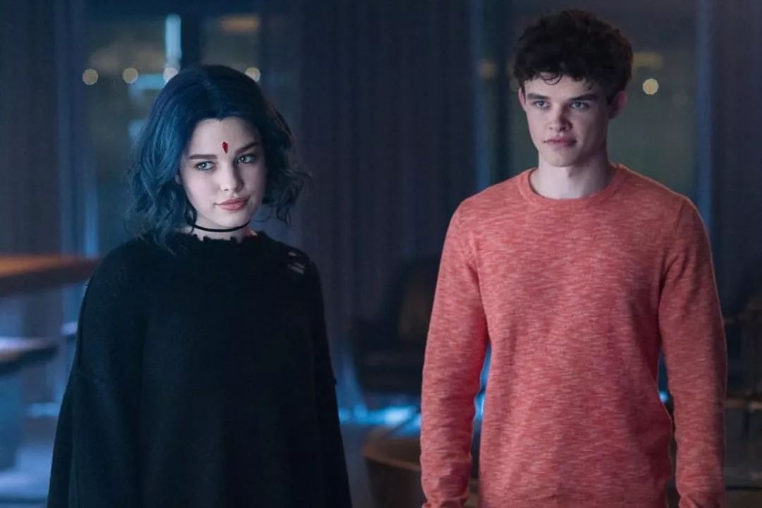 美剧泰坦丧钟炫酷形象照曝光泰坦全员剧照放出