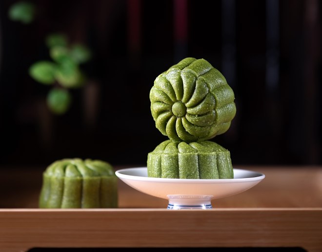 抹茶流心奶黄月饼