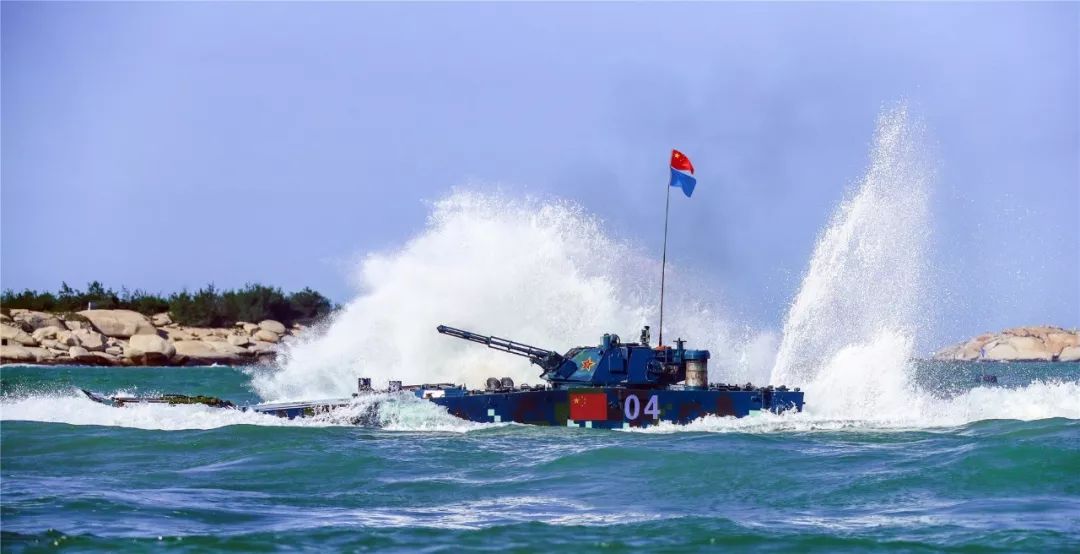 19岁参加国际军事比赛并荣立个人二等功帅恩施小伙