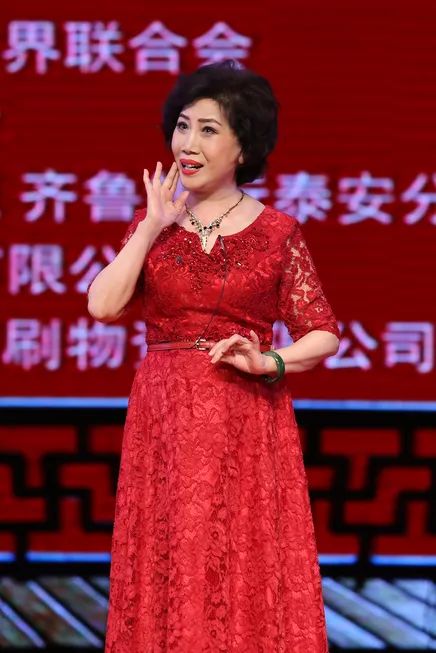 薛亚萍rec△ 薛亚萍老师演出实况(全场视频请点击文末"阅读原文)此次