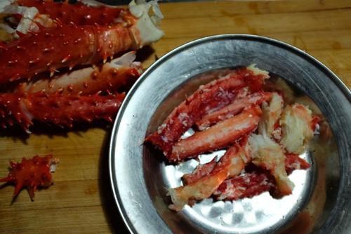 炸食品,家长一直都不放心他们使用的油,那么不如自己在家用螃蟹肉做一