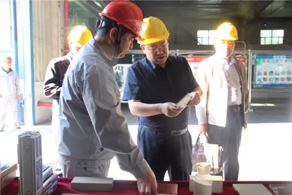 和听取汇报后,孙旺生对华泰公司安全环保工作和取得的成绩给予肯定,对