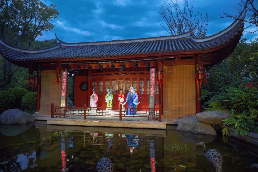 有福州的另一座水榭戏台——畅音阁在望族的御花园