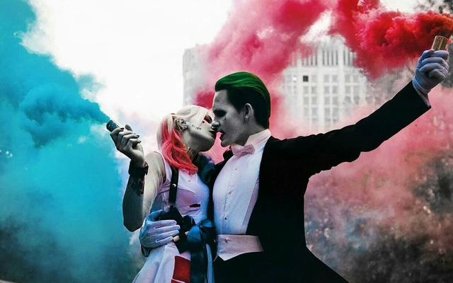 小丑女做得最过分的事情把蝙蝠侠绑成兔女郎大炮还恶搞灭霸